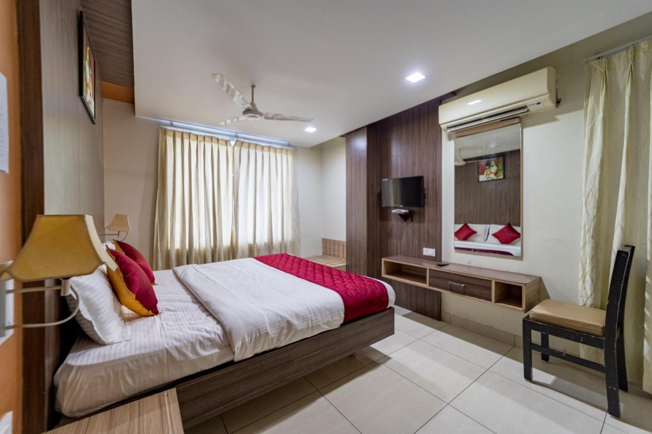 ホテル Ranas Residency Tiruchirappalli エクステリア 写真